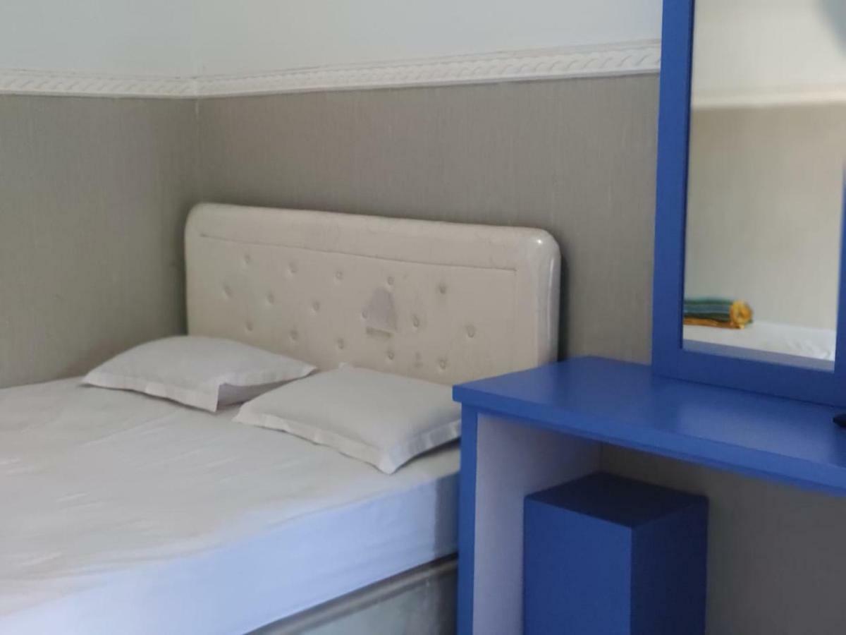 Hotel Boegenviel Syariah Lamongan Екстер'єр фото