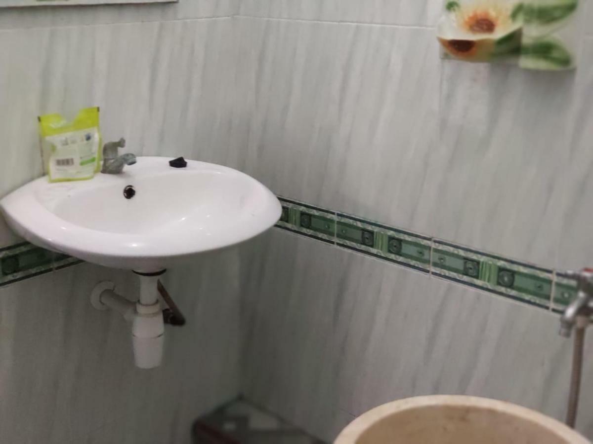 Hotel Boegenviel Syariah Lamongan Екстер'єр фото